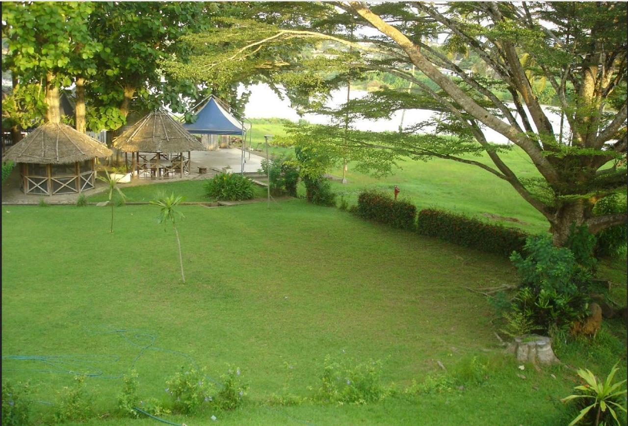 Hostellerie de la Sanaga Edéa Extérieur photo